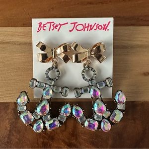 NWT BETSEY JOHNSON CRUISE CONTROL ANCHOR DROP EARRINGS CRYSTAL